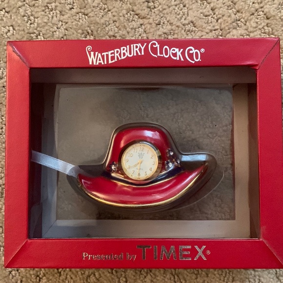🆕 Waterbury Clock Co 🆕 - Picture 1 of 5